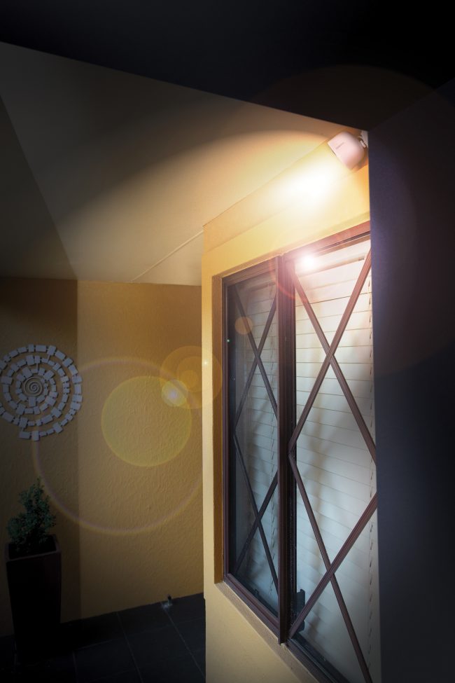 App Cam XLIGHT overlooking entrance