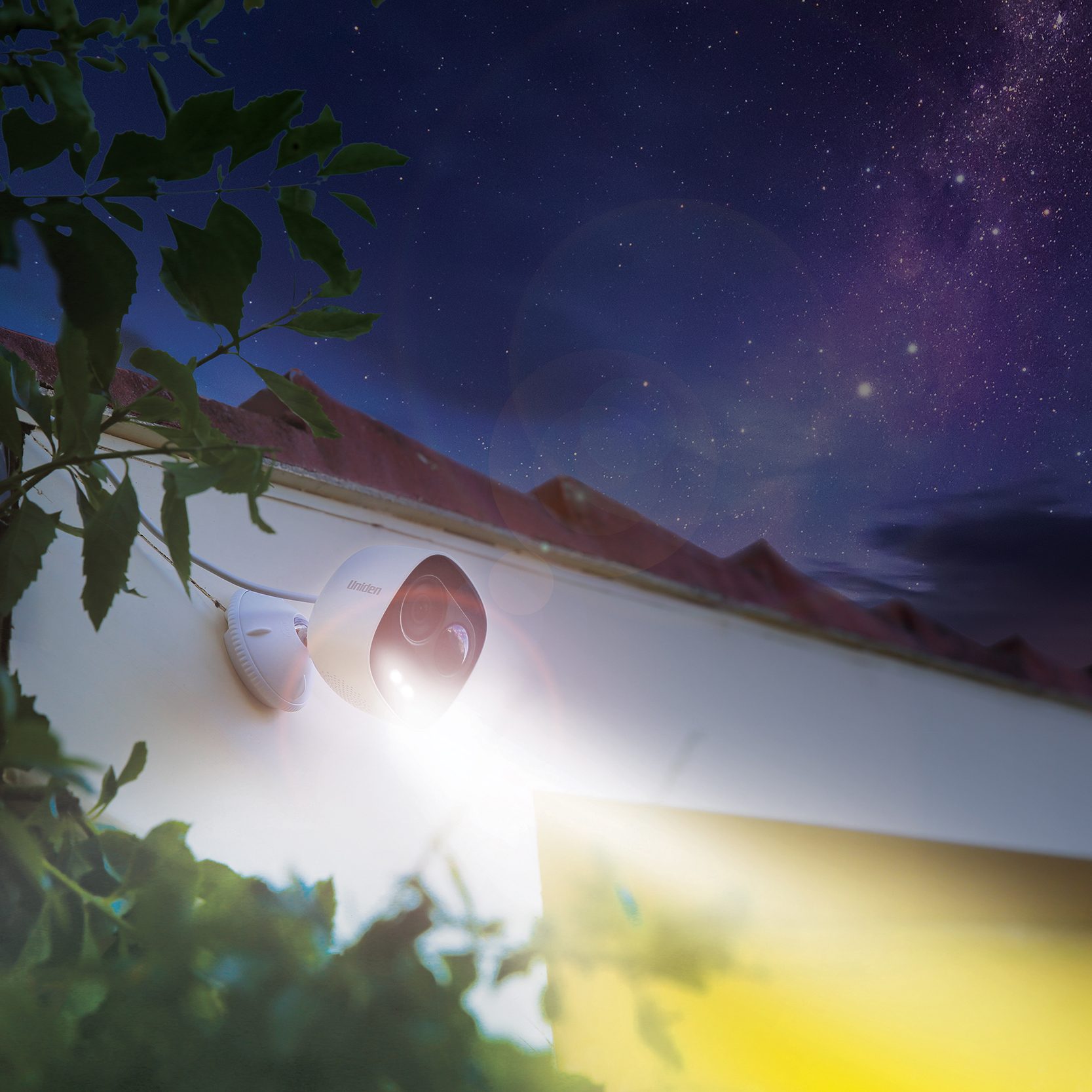 App Cam XLIGHT overlooking house